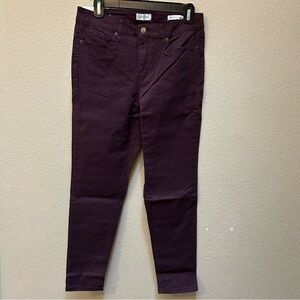 Jessica Simpson High Rise Skinny Ankle Jeans - Size 6 - Wine Tasting